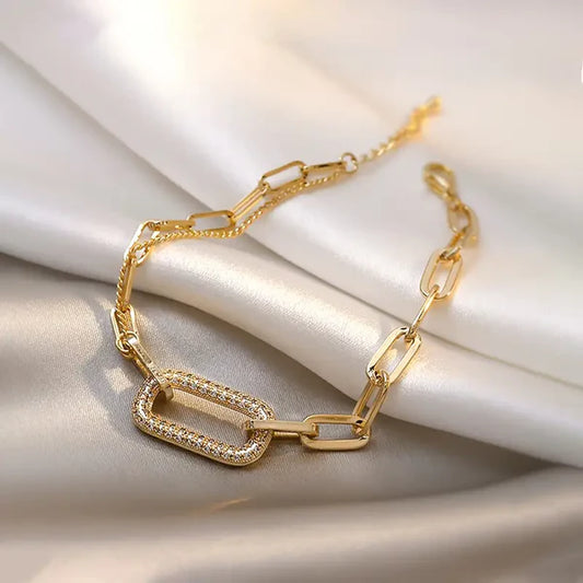 Elegant Gold Link Bracelet with Crystal Accent