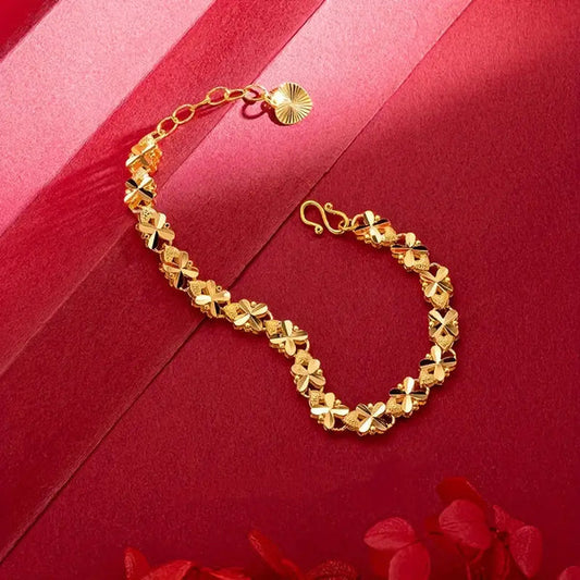 bracelet Shimmering Lucky Clover Heart Bracelet - Luxury Charm