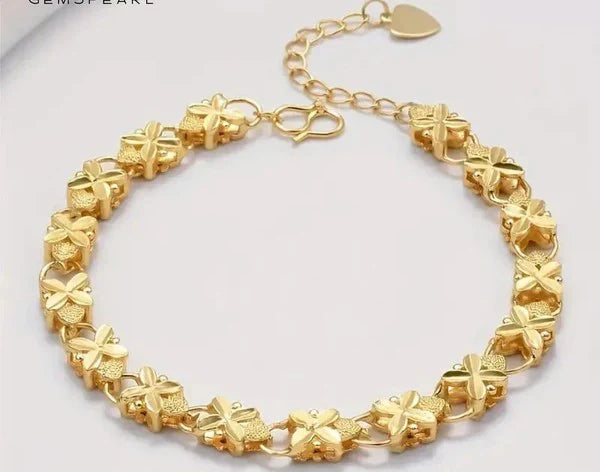 bracelet Shimmering Lucky Clover Heart Bracelet - Luxury Charm